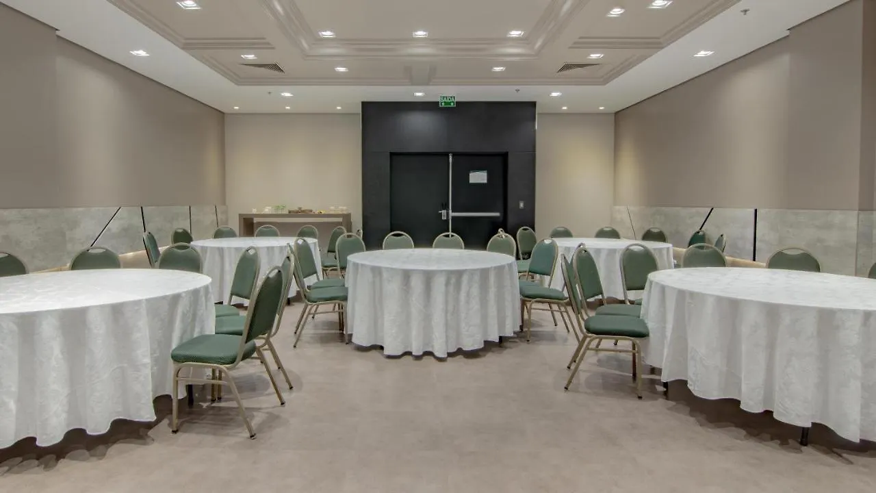 Hotel Deville Prime Porto Alegre Brezilya