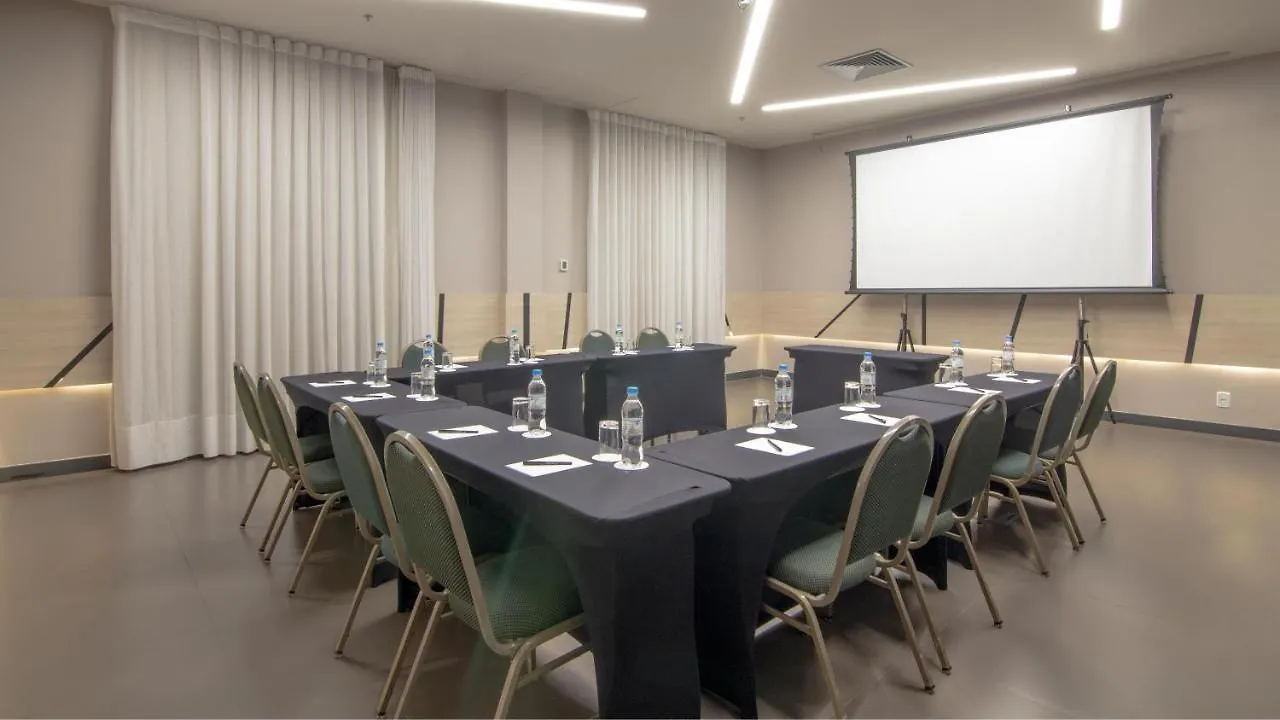 Hotel Deville Prime Porto Alegre