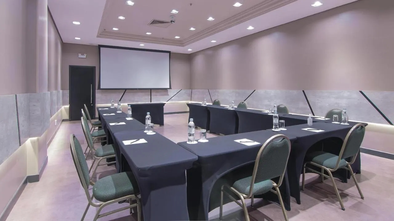 Hotel Deville Prime Porto Alegre