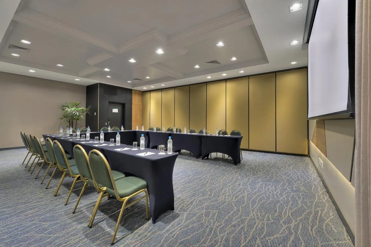 Hotel Deville Prime Porto Alegre