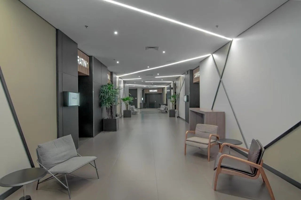 Hotel Deville Prime Porto Alegre 5*,