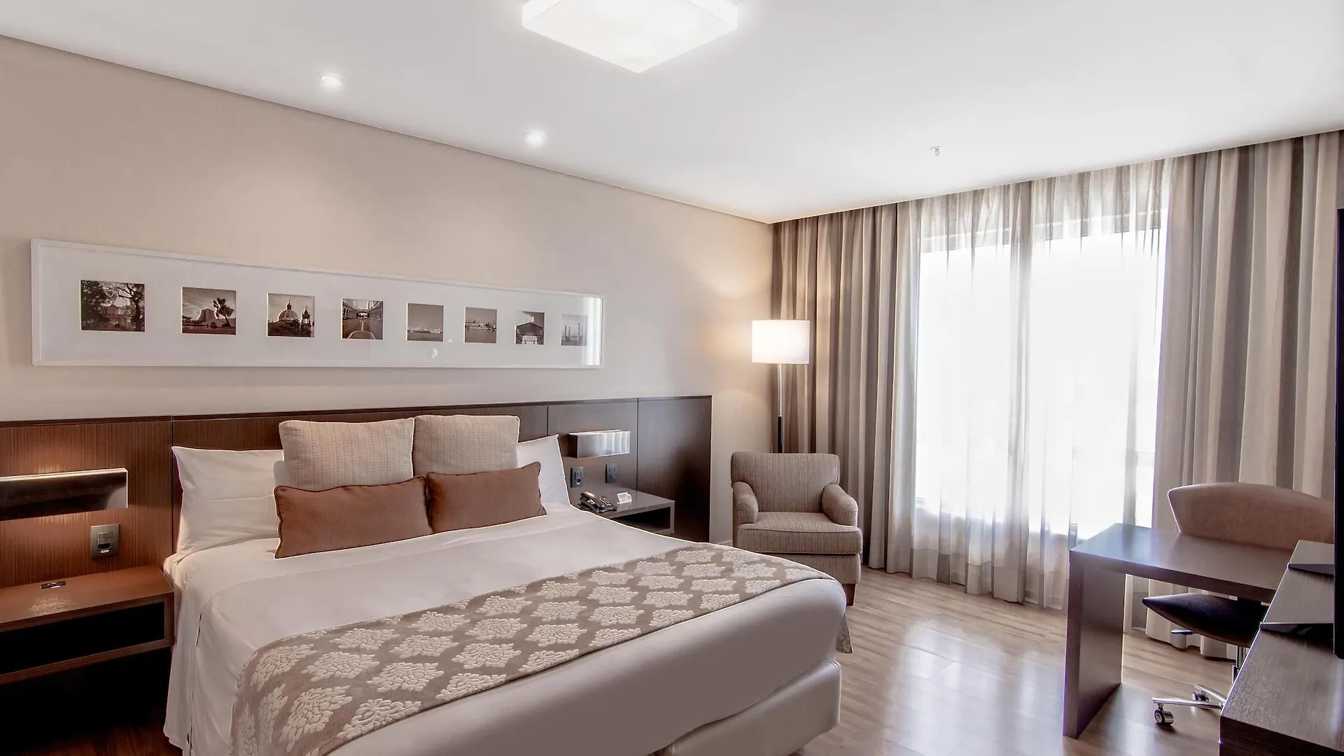 Hotel Deville Prime Porto Alegre
