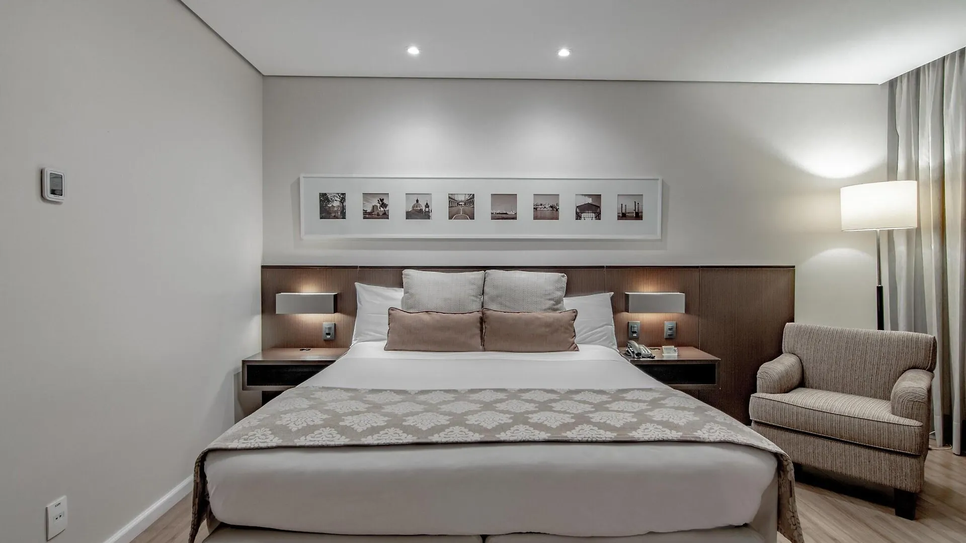 Hotel Deville Prime Porto Alegre